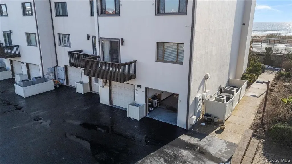 627 Oceanfront Long Beach NY 11561