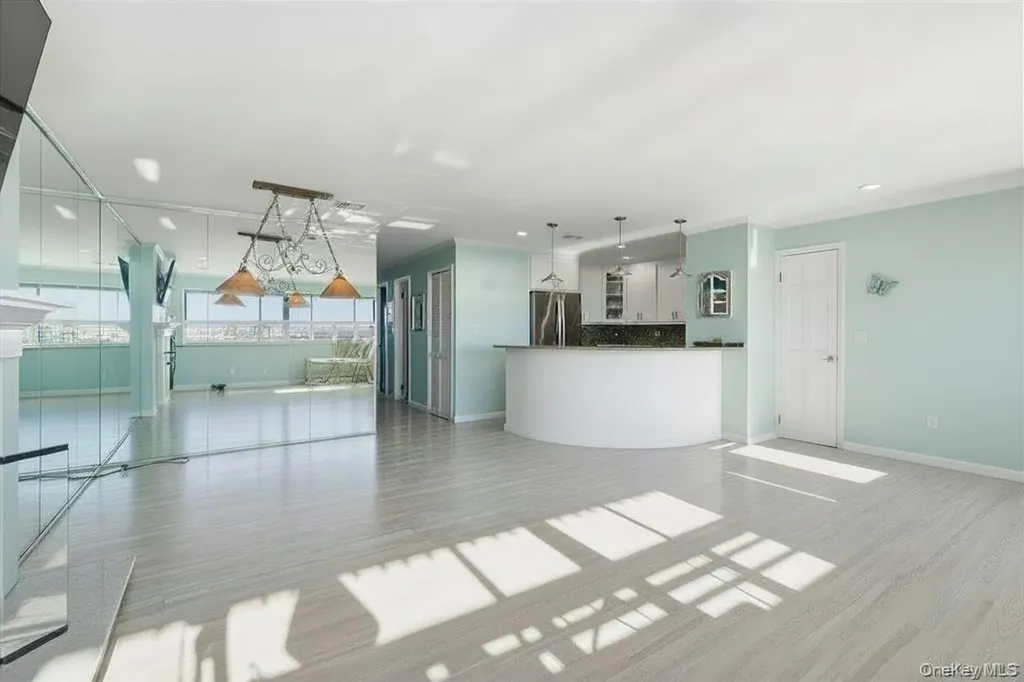 627 Oceanfront Long Beach NY 11561