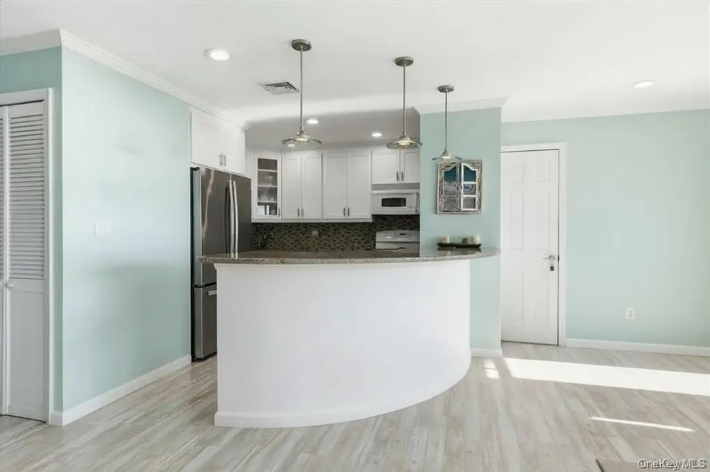 627 Oceanfront Long Beach NY 11561
