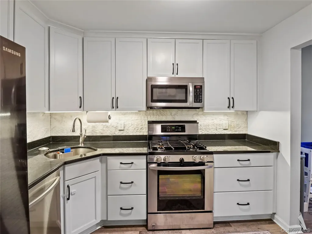 120 Parkside Suffern NY 10901