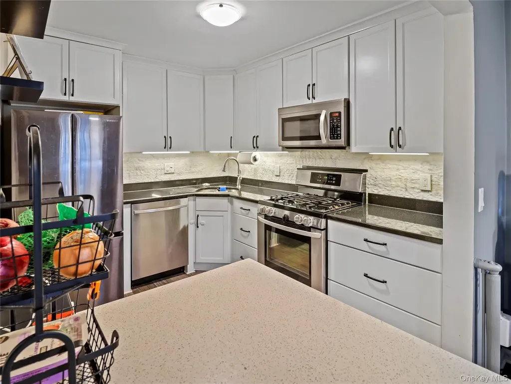 120 Parkside Suffern NY 10901