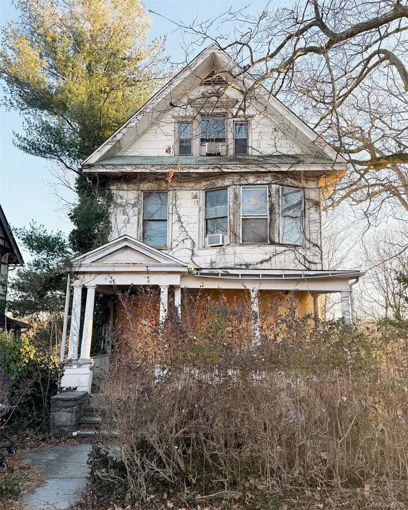 6 Aka 10 Rossmore Avenue Bronxville NY 10708