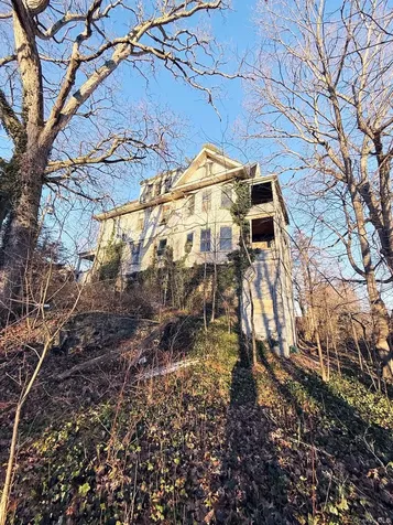 6 Aka 10 Rossmore Avenue Bronxville NY 10708