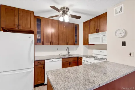 1523 Central Park Avenue Yonkers NY 10710