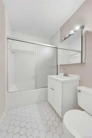 1523 Central Park Avenue Yonkers NY 10710