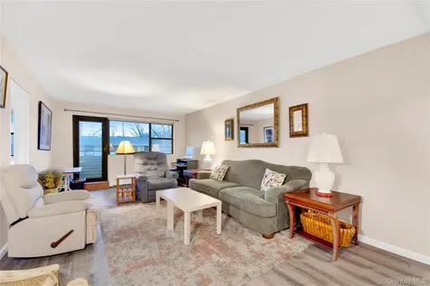 1523 Central Park Avenue Yonkers NY 10710
