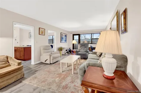 1523 Central Park Avenue Yonkers NY 10710
