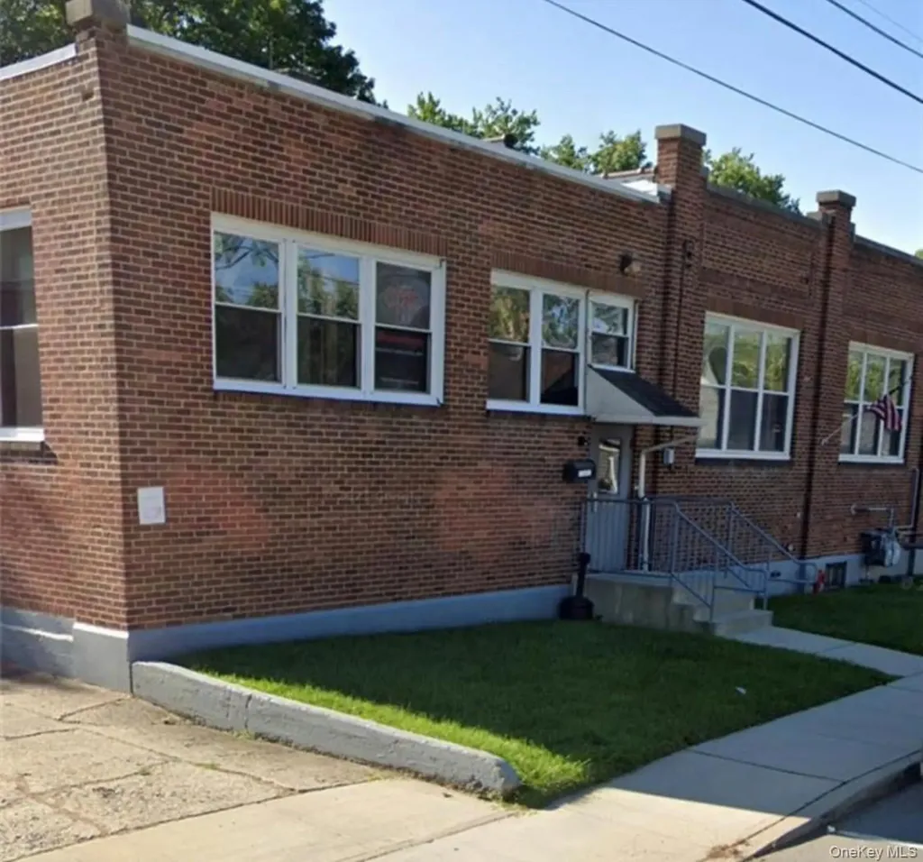 105 Sprague Avenue Middletown NY 10940