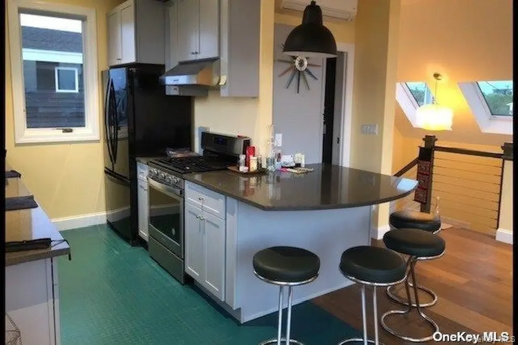 7 Pond Road Westhampton Beach NY 11978
