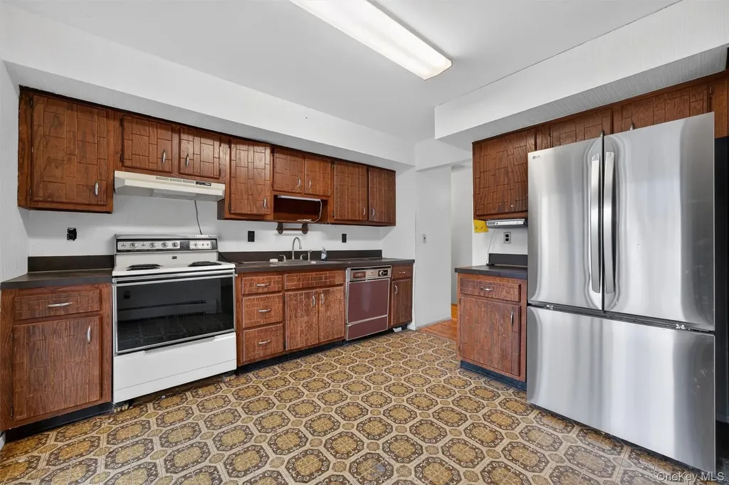 53 Mallory Road Spring Valley NY 10977