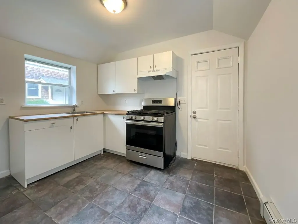 308 East Avenue Riverhead NY 11901