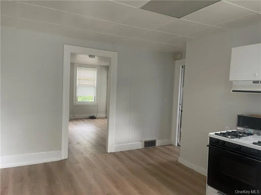 8 Mansion Street Poughkeepsie NY 12601