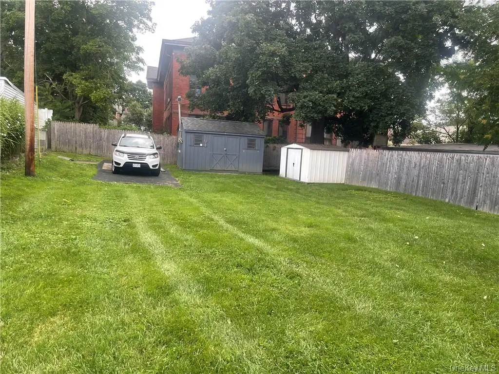 8 Mansion Street Poughkeepsie NY 12601