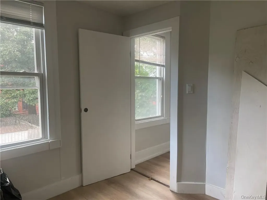 8 Mansion Street Poughkeepsie NY 12601