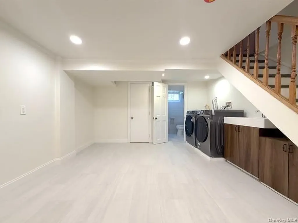 40-22 223rd Street Bayside NY 11361
