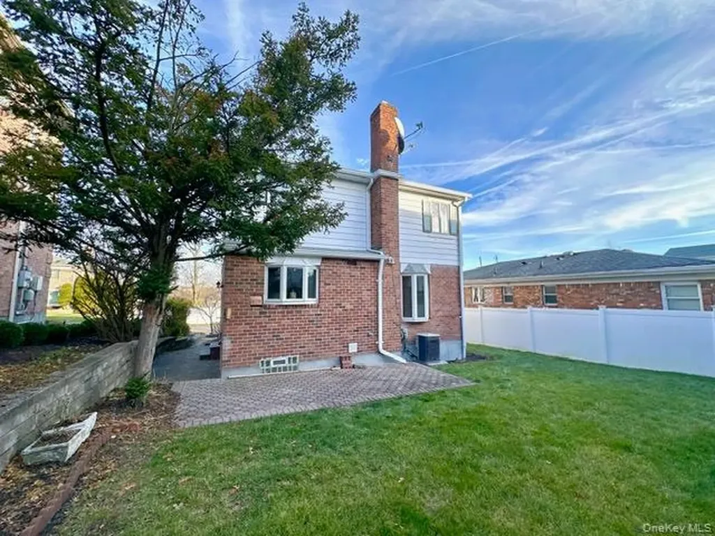 40-22 223rd Street Bayside NY 11361