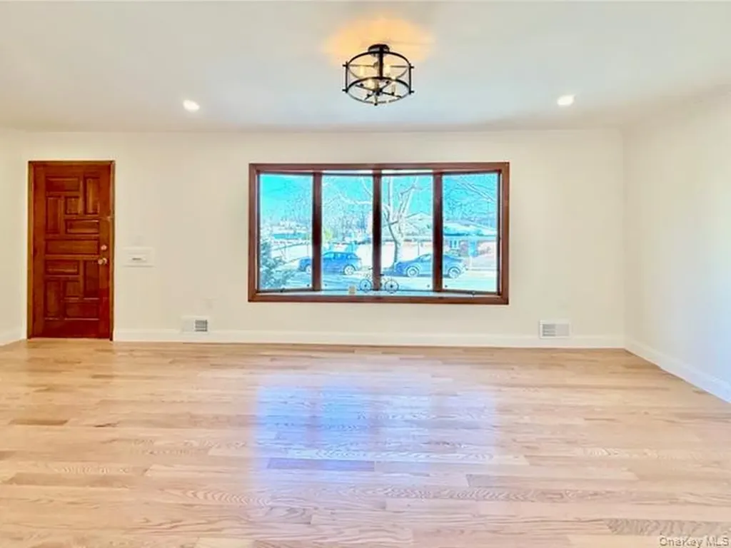 40-22 223rd Street Bayside NY 11361