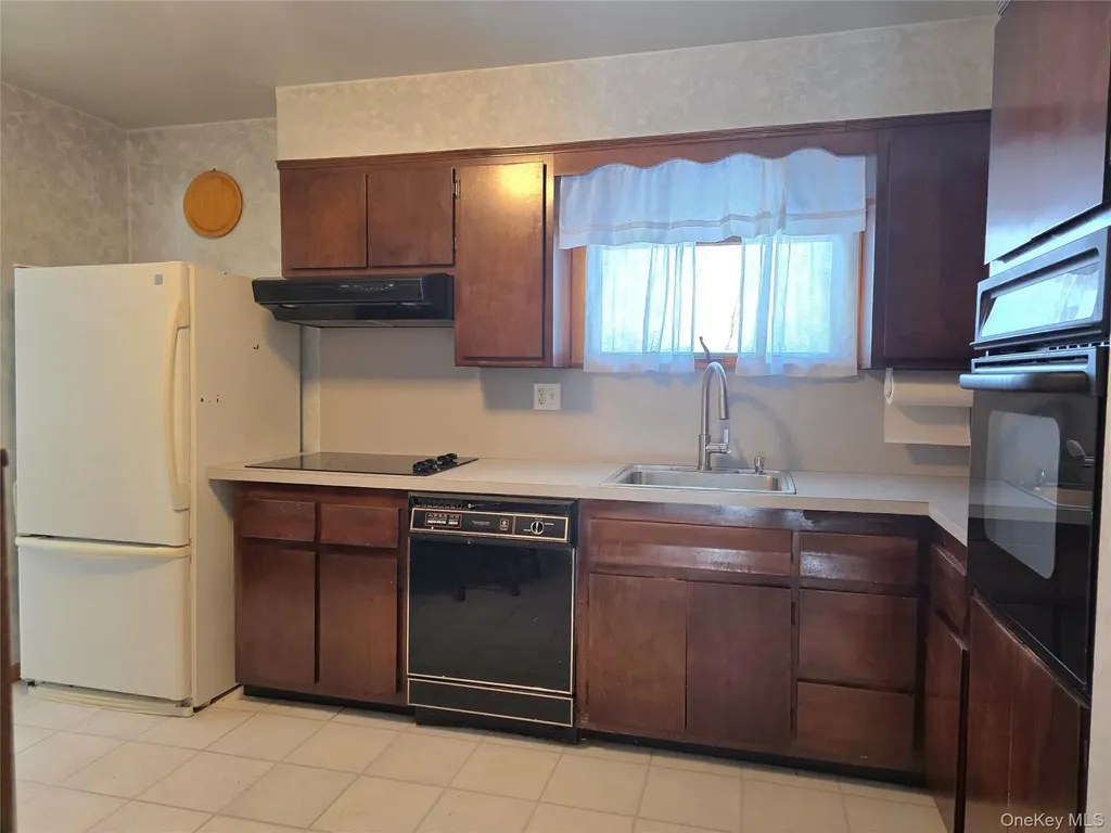 94 Whangtown Road Carmel NY 10512