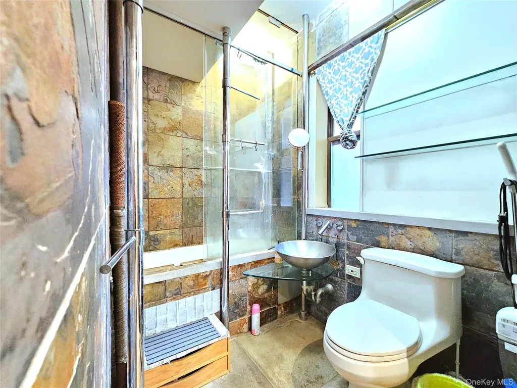 3281 Hull Avenue Bronx NY 10467