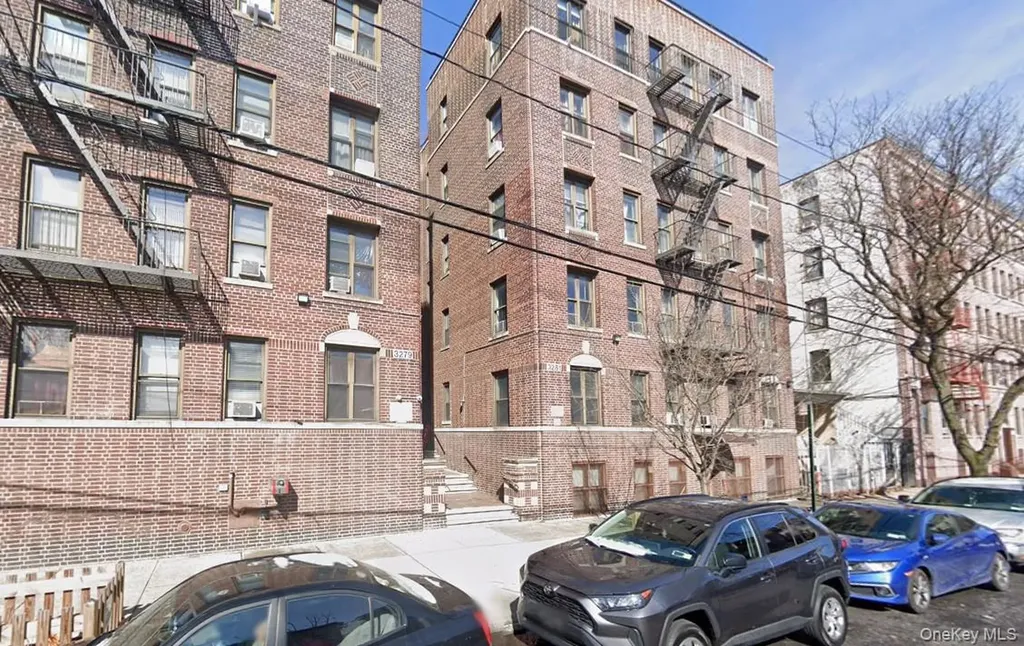 3281 Hull Avenue Bronx NY 10467