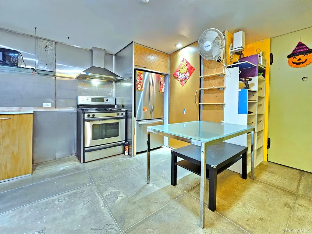 3281 Hull Avenue Bronx NY 10467