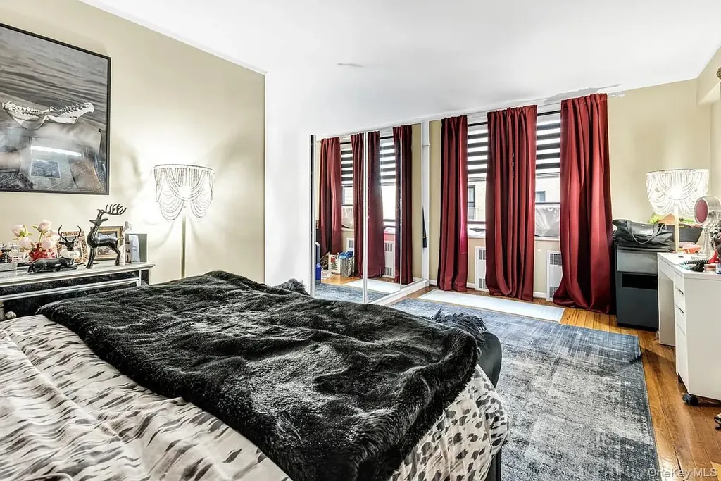 2 W End Avenue Brooklyn NY 11235