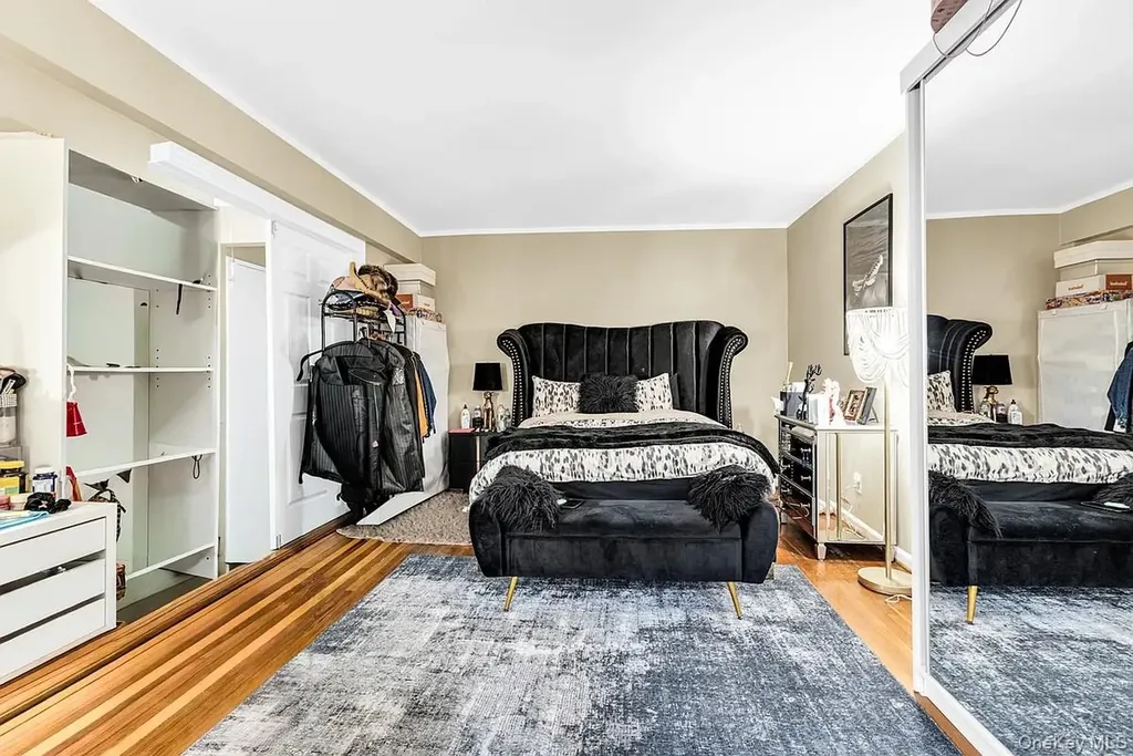 2 W End Avenue Brooklyn NY 11235
