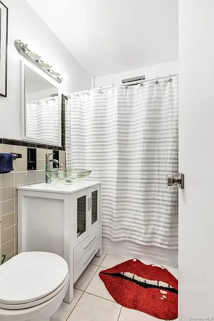2 W End Avenue Brooklyn NY 11235