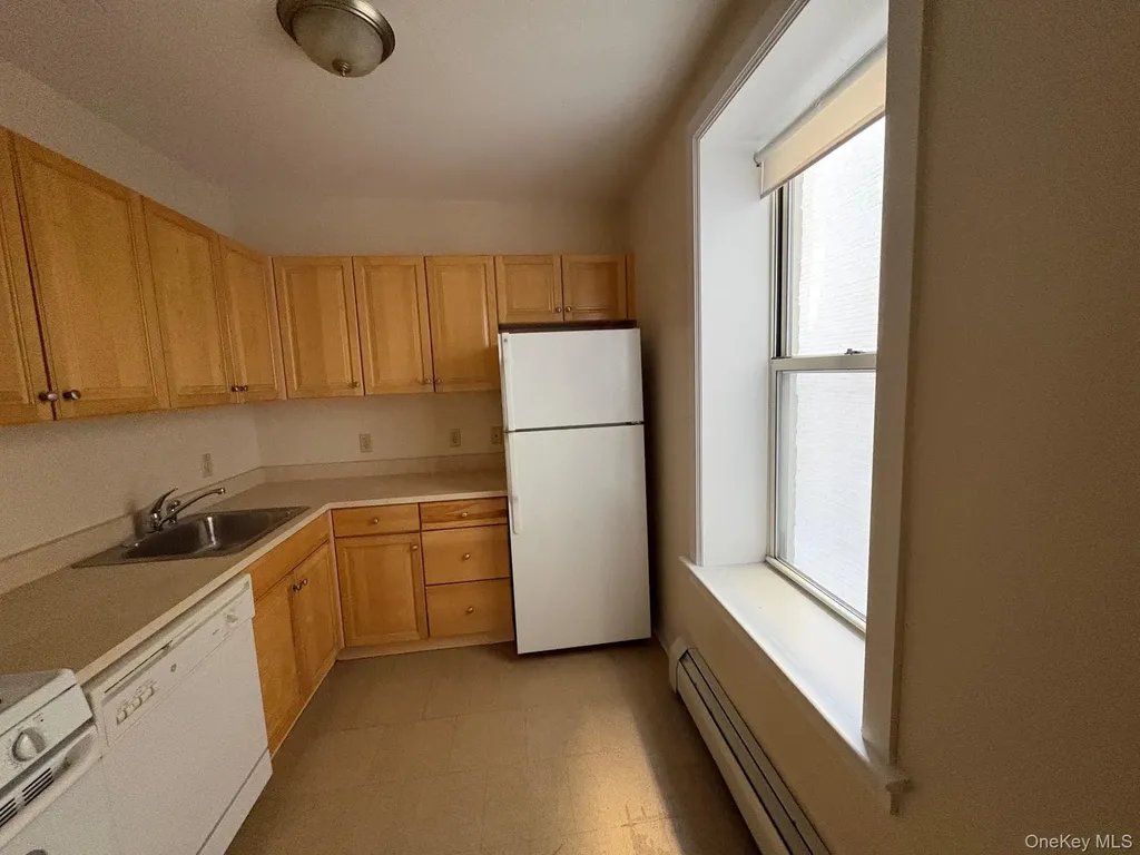 85 Bronx River Road Yonkers NY 10704