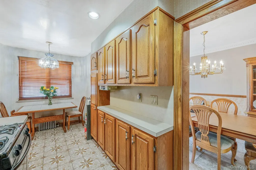 6051 71st Street Maspeth NY 11378