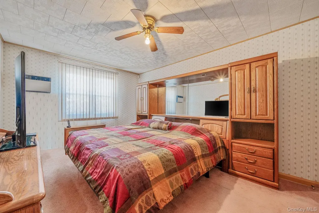 6051 71st Street Maspeth NY 11378