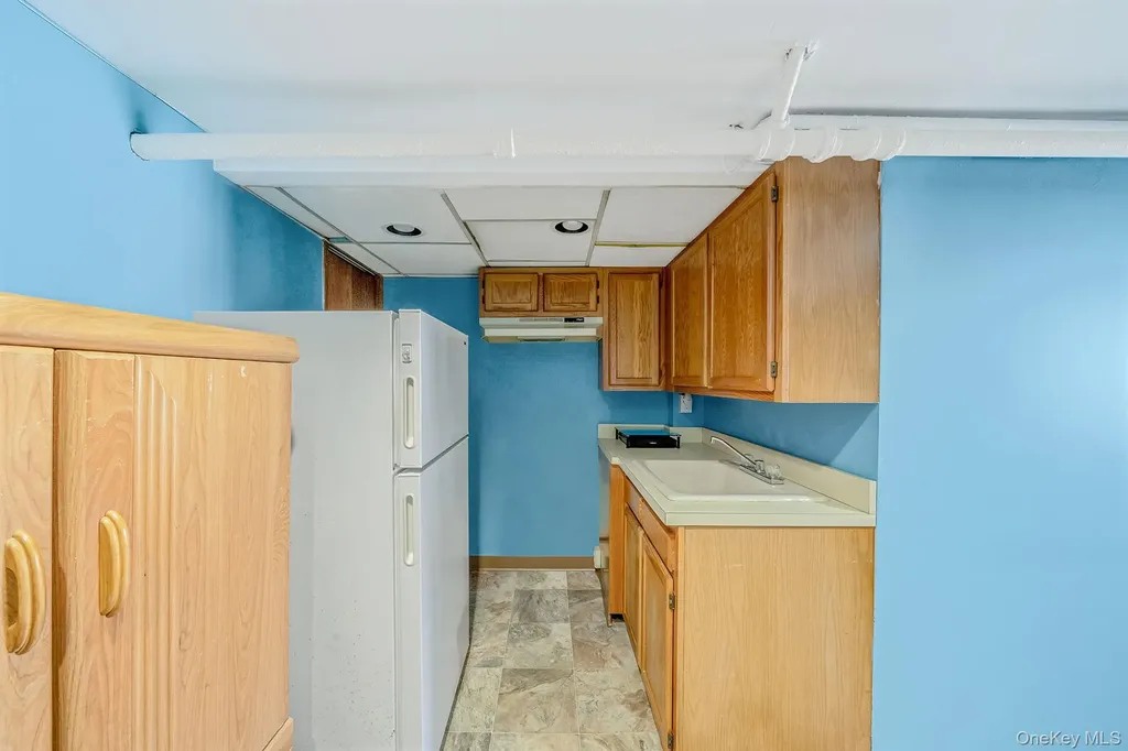 6051 71st Street Maspeth NY 11378