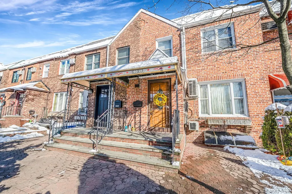 6051 71st Street Maspeth NY 11378