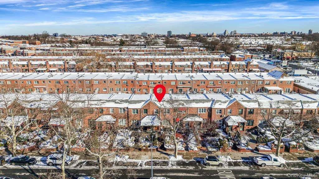 6051 71st Street Maspeth NY 11378