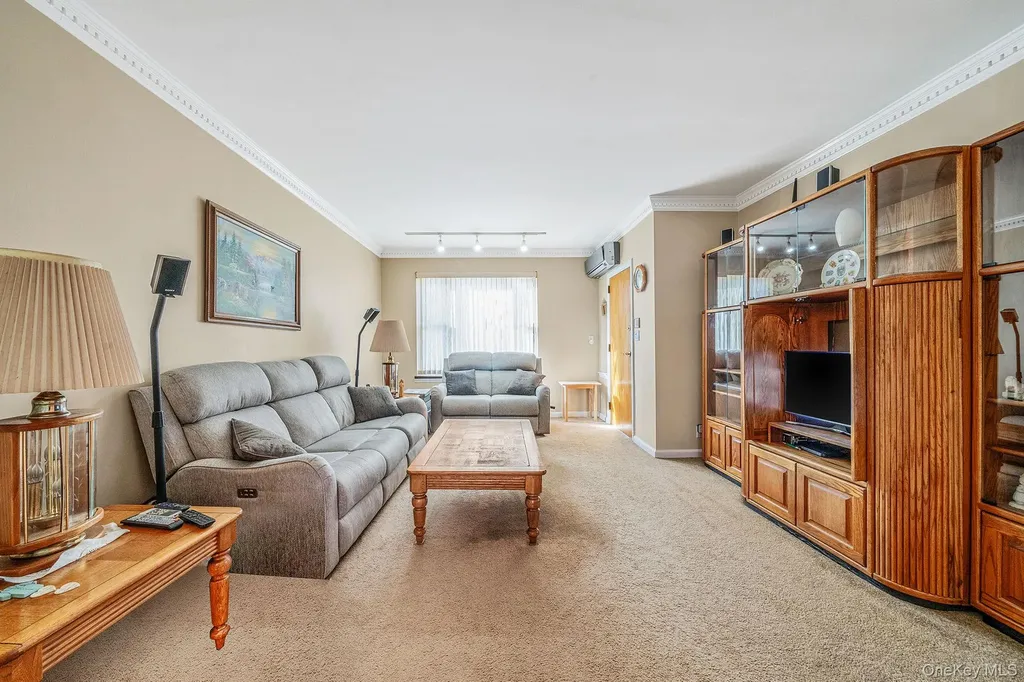 6051 71st Street Maspeth NY 11378
