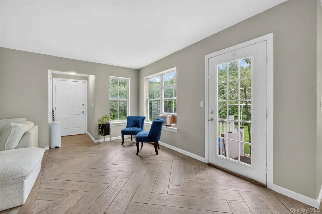 5 Red Tail Court Pawling NY 12564