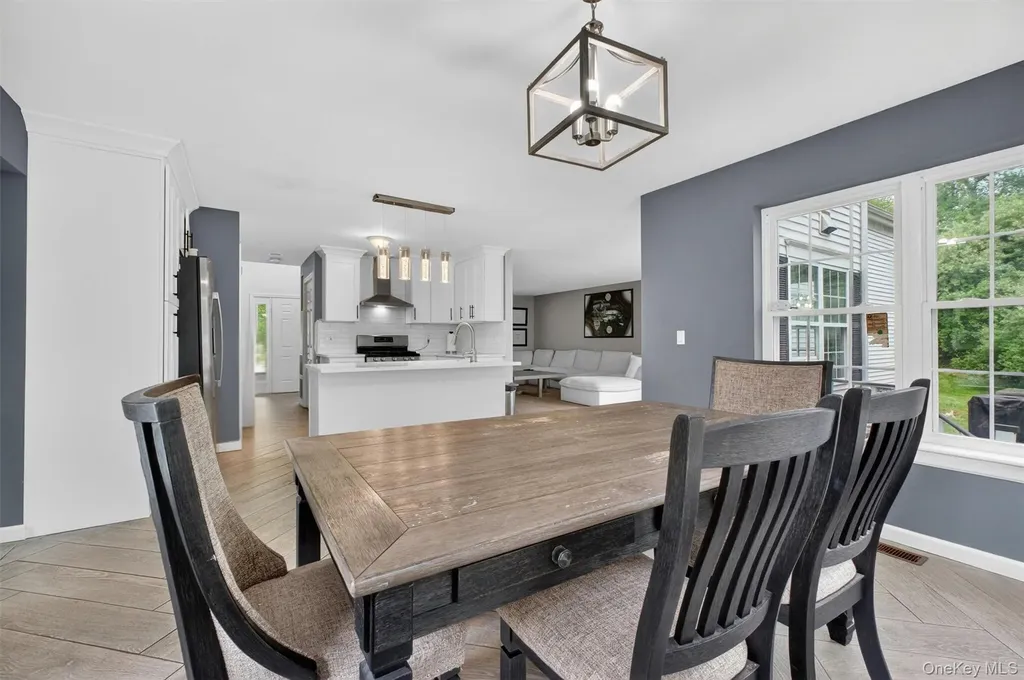 5 Red Tail Court Pawling NY 12564