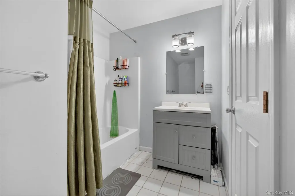 5 Red Tail Court Pawling NY 12564
