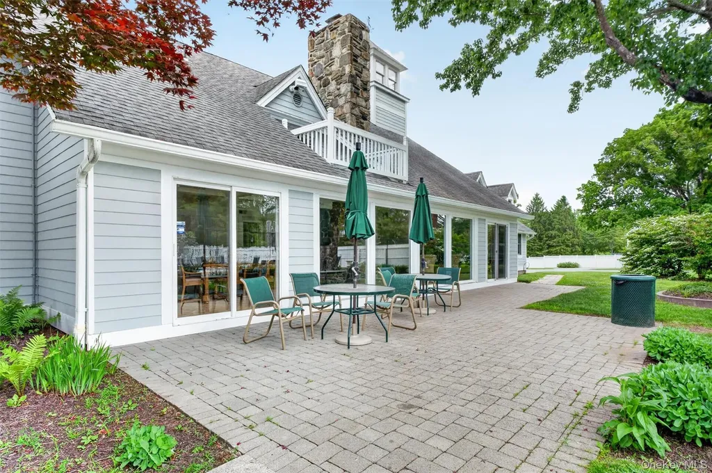 5 Red Tail Court Pawling NY 12564