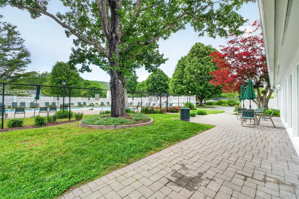 5 Red Tail Court Pawling NY 12564