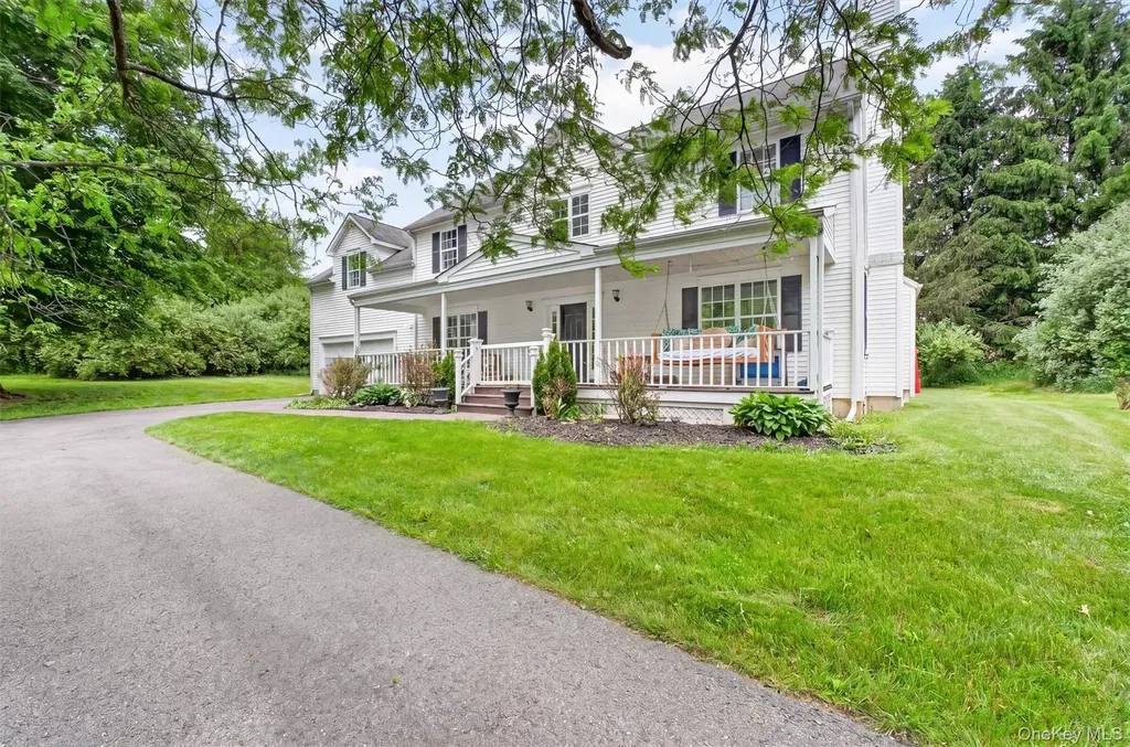 5 Red Tail Court Pawling NY 12564