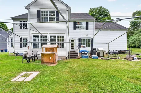 5 Red Tail Court Pawling NY 12564