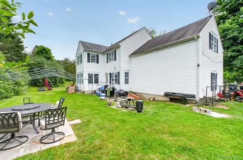 5 Red Tail Court Pawling NY 12564