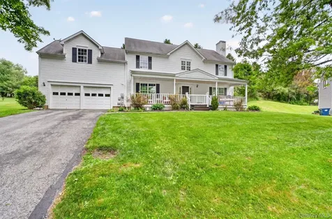 5 Red Tail Court Pawling NY 12564