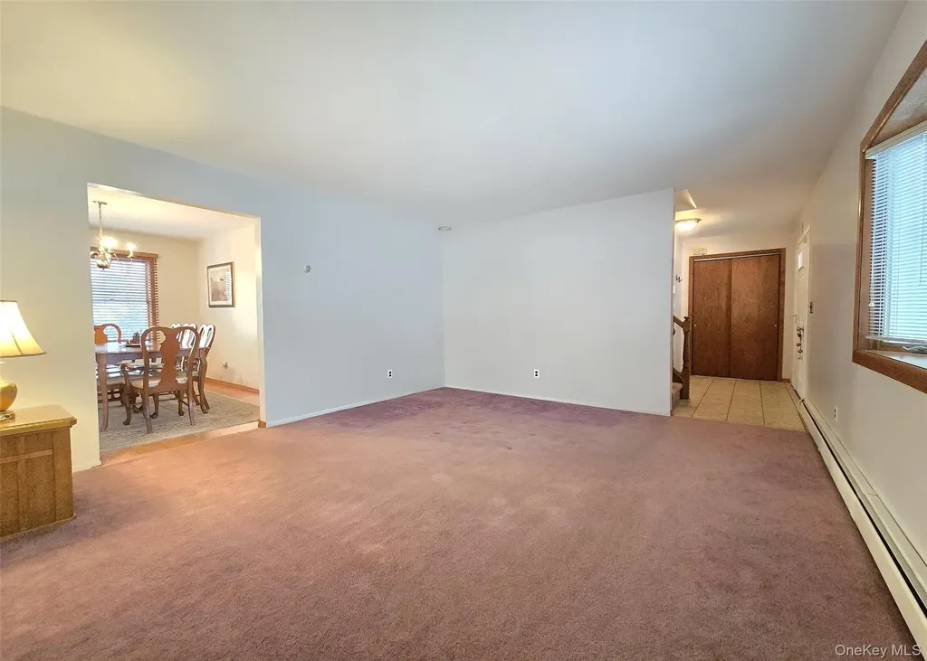14 Avenue C Holbrook NY 11741