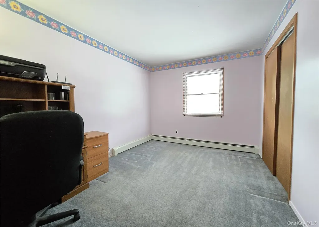 14 Avenue C Holbrook NY 11741