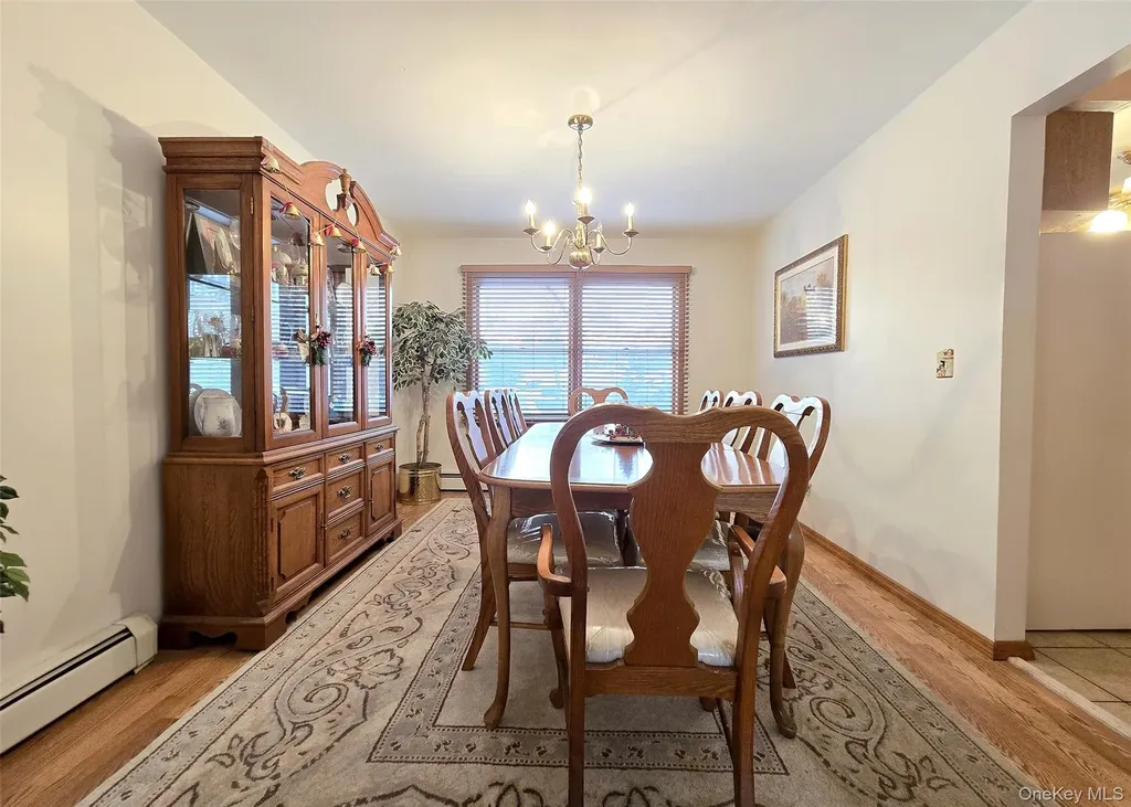 14 Avenue C Holbrook NY 11741