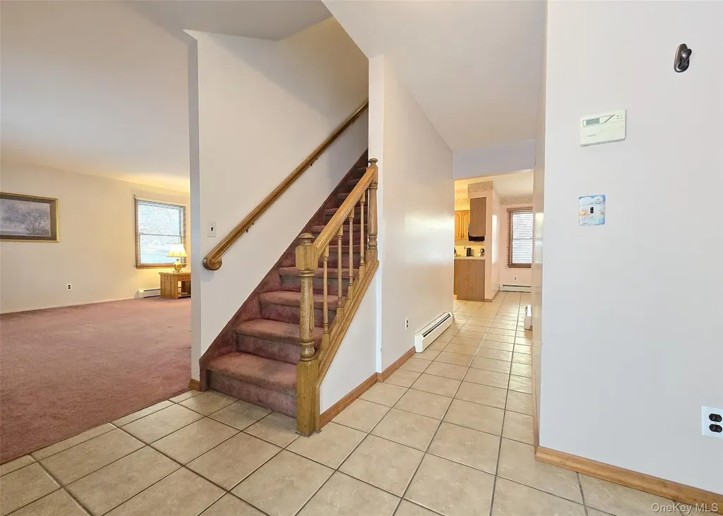 14 Avenue C Holbrook NY 11741