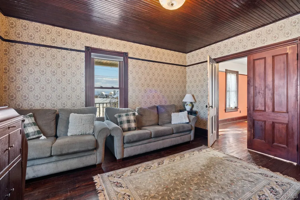 63 Blumel Road Middletown NY 10941