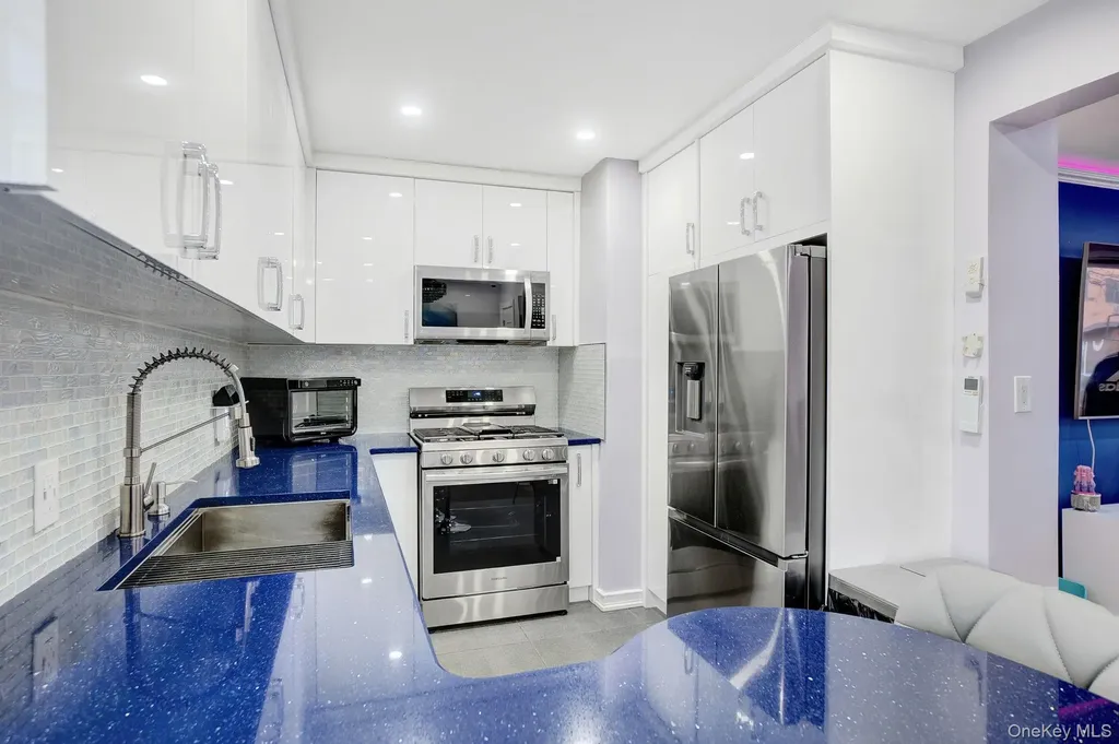 219-06 67 Avenue Bayside NY 11364